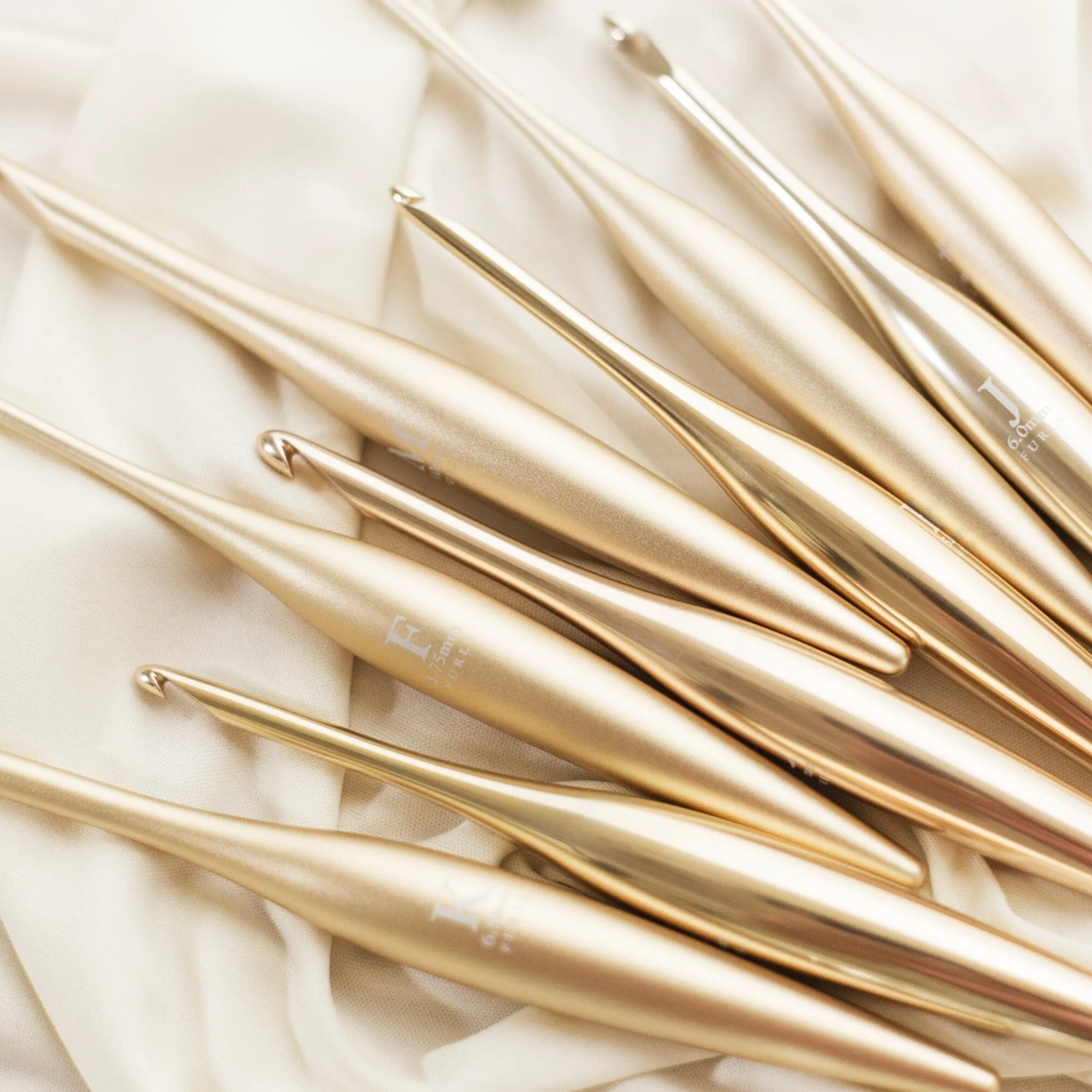 Gold Streamline Crochet Hook